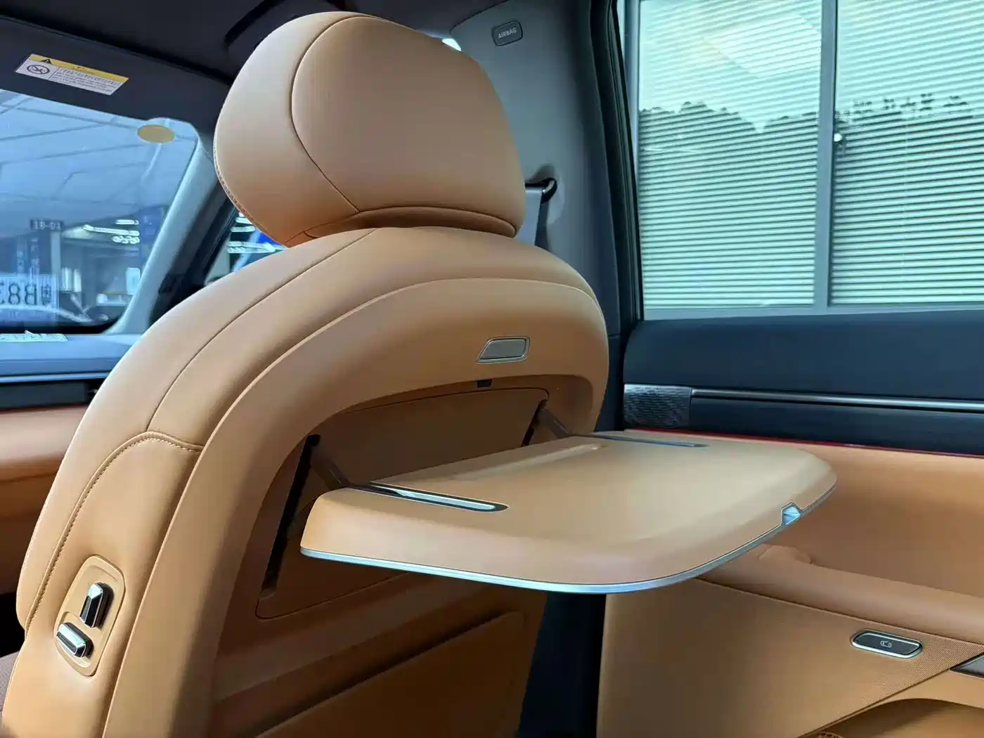 Dongfeng Yipai eπ008 2026 2026 BEV Base Model (5-seater)