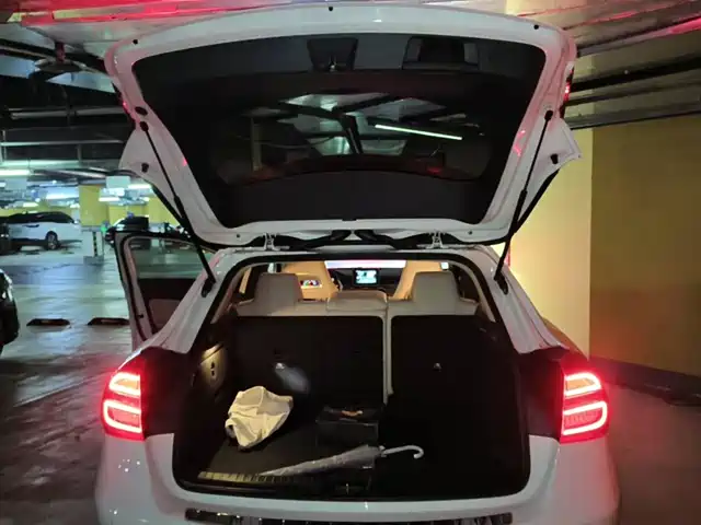 Mercedes-Benz GLA 2016 GLA 200 Fashion — фото 4