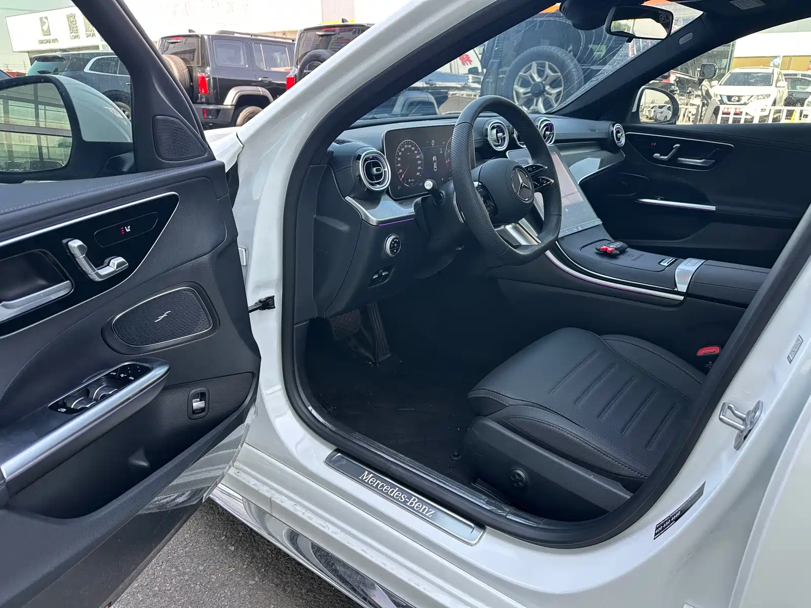 Фото 4 - Mercedes-Benz C-Class