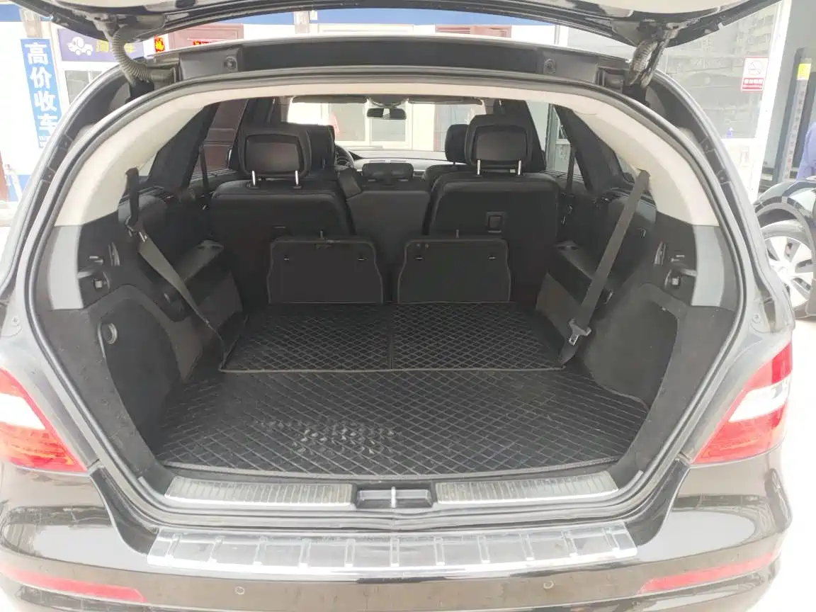 Mercedes-Benz R-Class 2017 R 320 4MATIC Business Collector's Edition фото 6