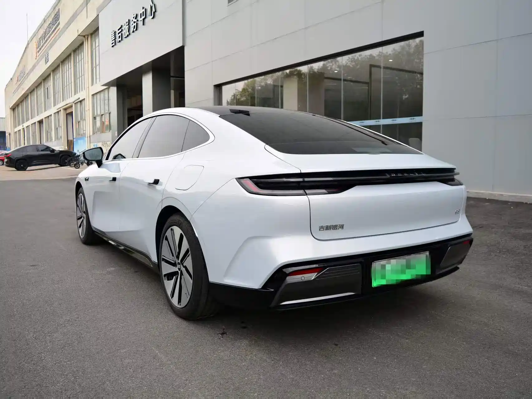 Фото 5 - Geely Galaxy Galaxy E8
