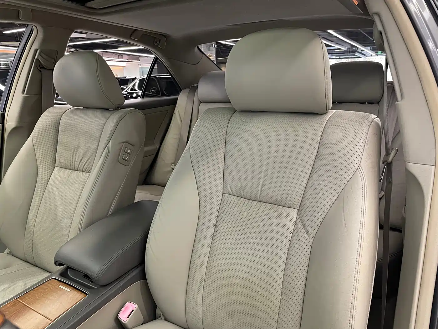 Toyota Camry 2009 Model 240G Luxury Edition фото 24