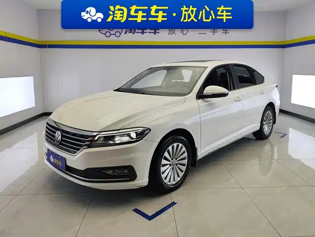 Volkswagen Lavida 2021 1.5L Auto Comfort Edition — фото 1