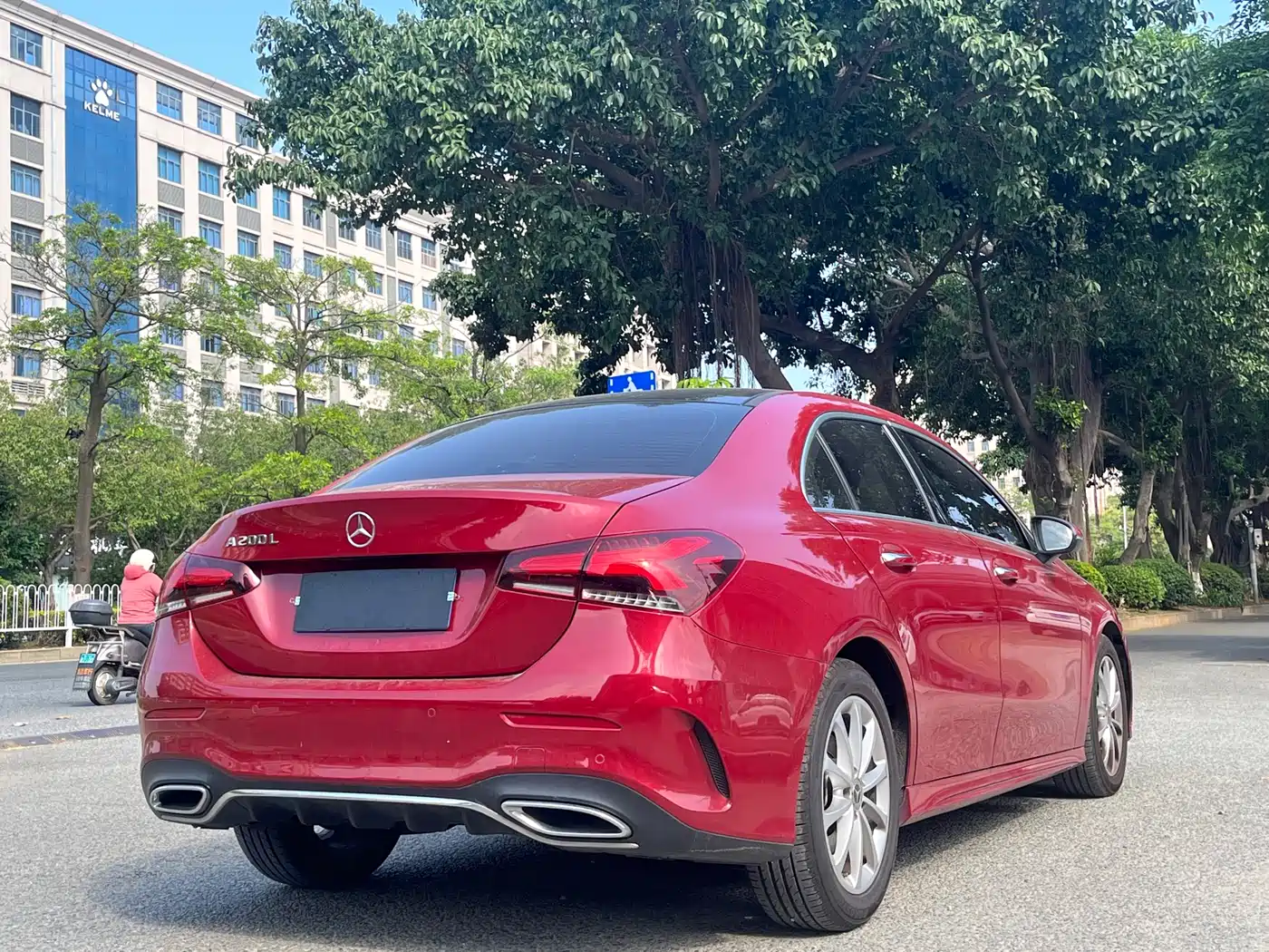 Mercedes-Benz A-Class 2021 A 200 L Sport Sedan Fashion Edition фото 9
