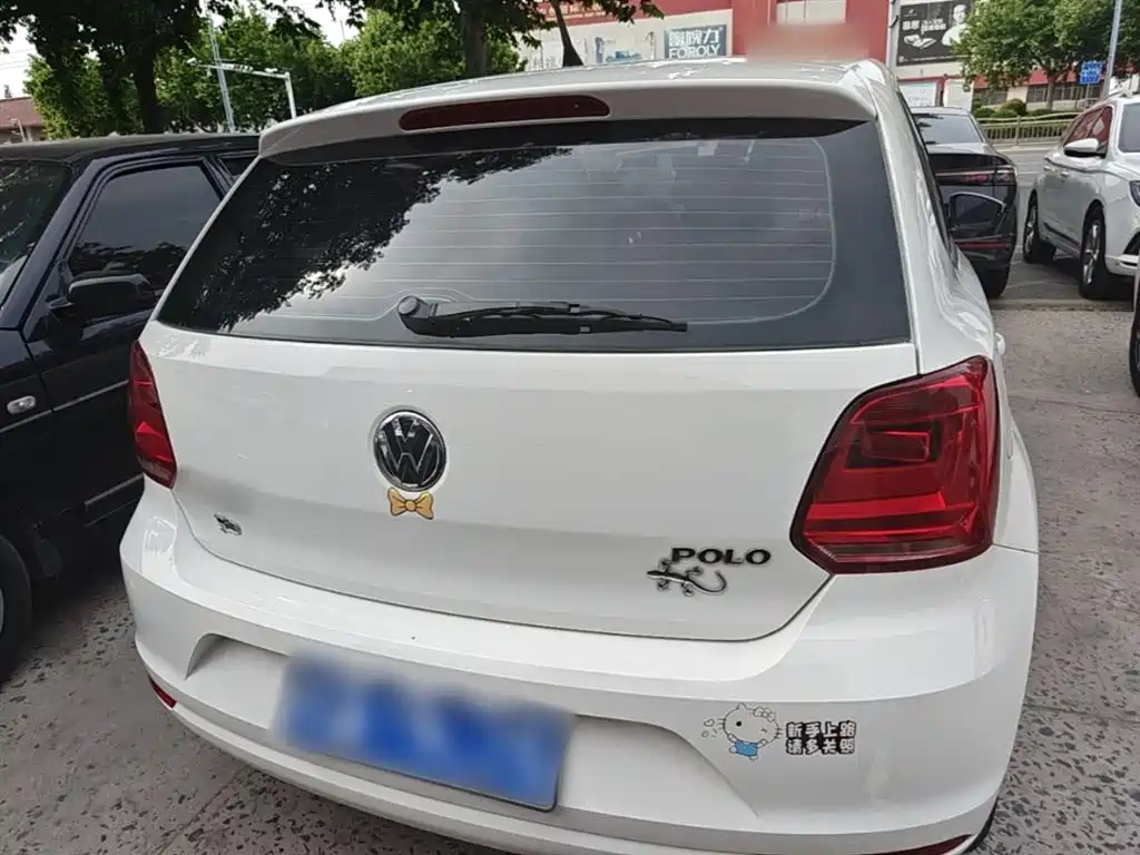 Volkswagen Polo 2016 1.4L Automatic Trend фото 6
