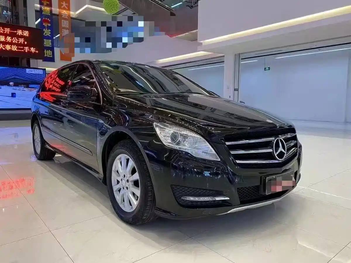 Mercedes-Benz R-Class 2017 R 320 4MATIC Business Collector's Edition фото 3