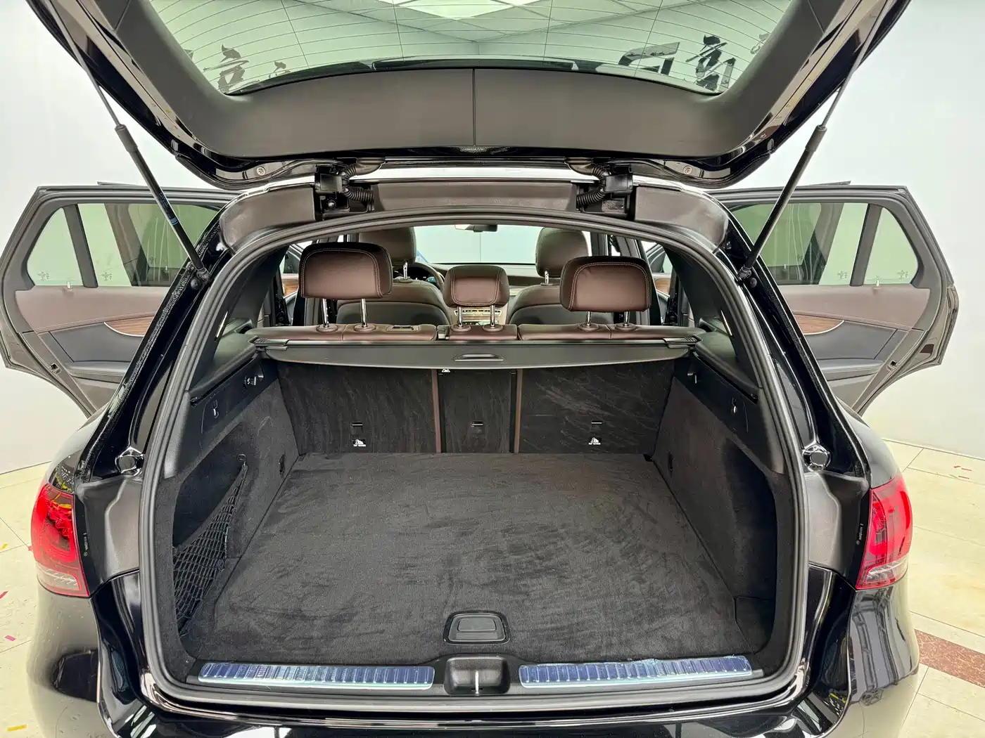 Mercedes-Benz GLC 2021 GLC 300 L 4MATIC Sporty фото 24