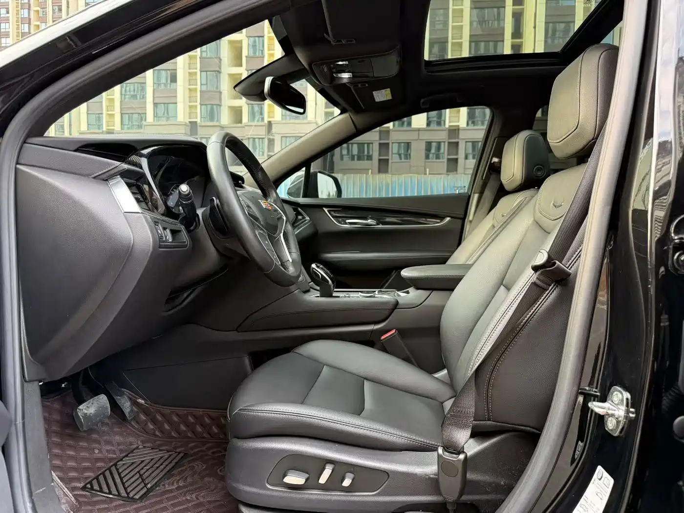 Cadillac XT5 2022 2.0T 2WD Luxury фото 4