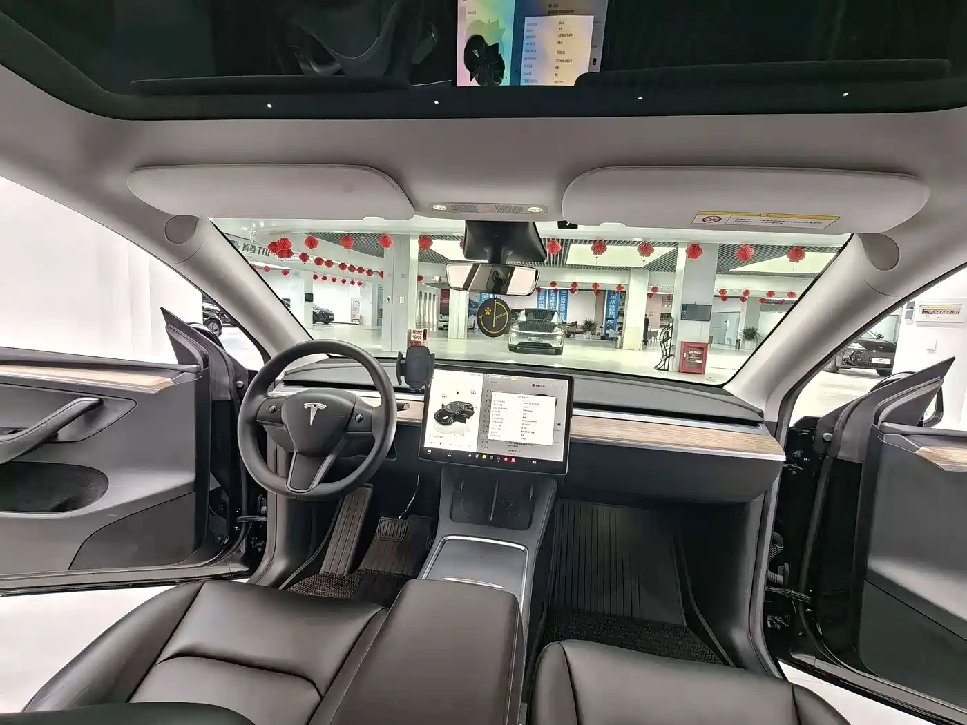 Фото 5 - Tesla Model Y