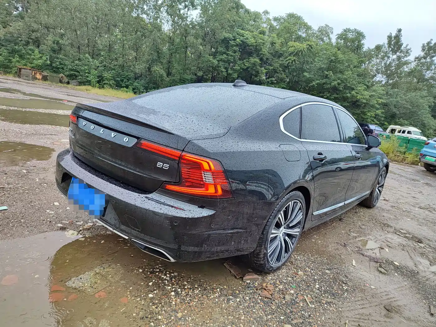 Photo 8 - Volvo S90