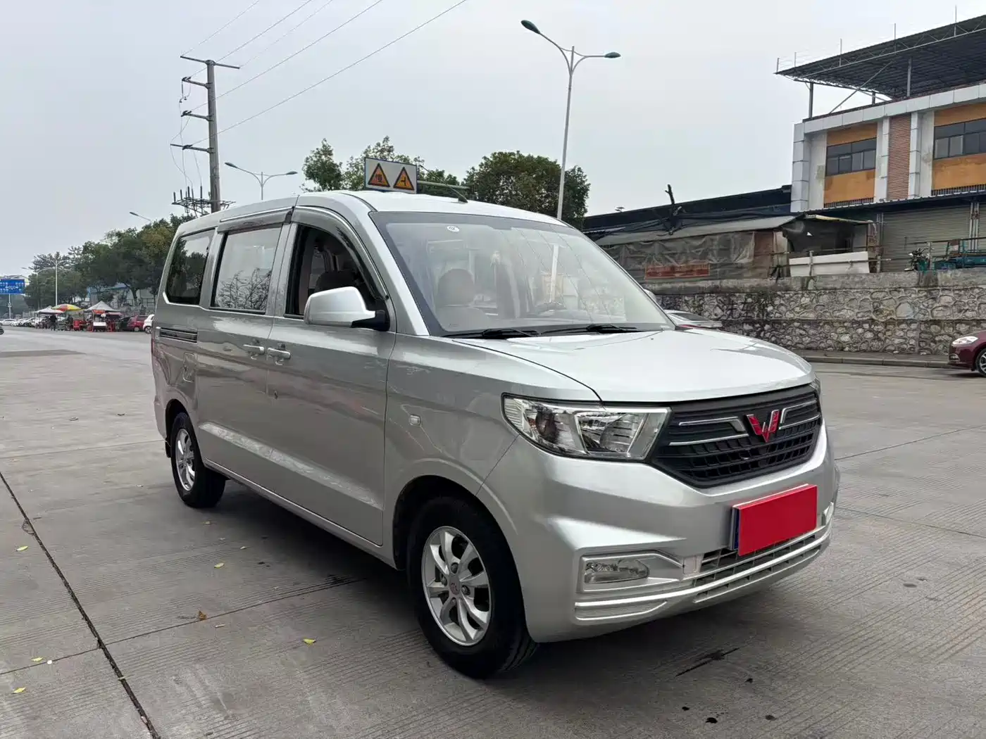 Wuling Motors Wuling Hongguang V 2019 1.5L Standard L2B