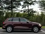 Фото 5 - Volkswagen Touareg
