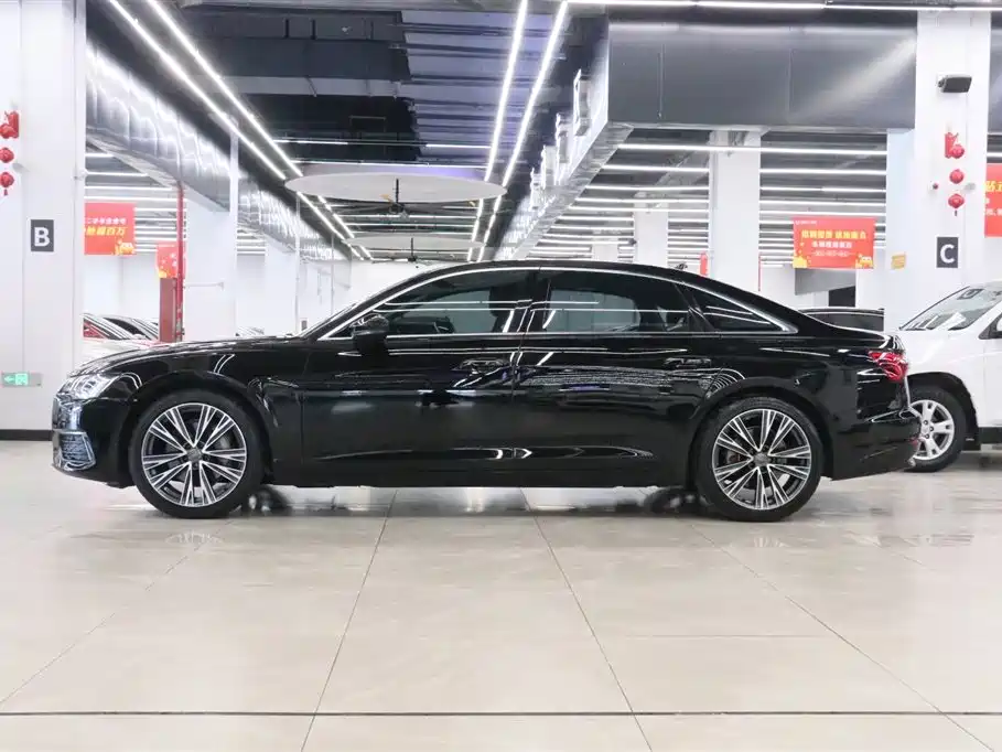 Audi A6L 2020 45 TFSI Premium Elegance фото 3