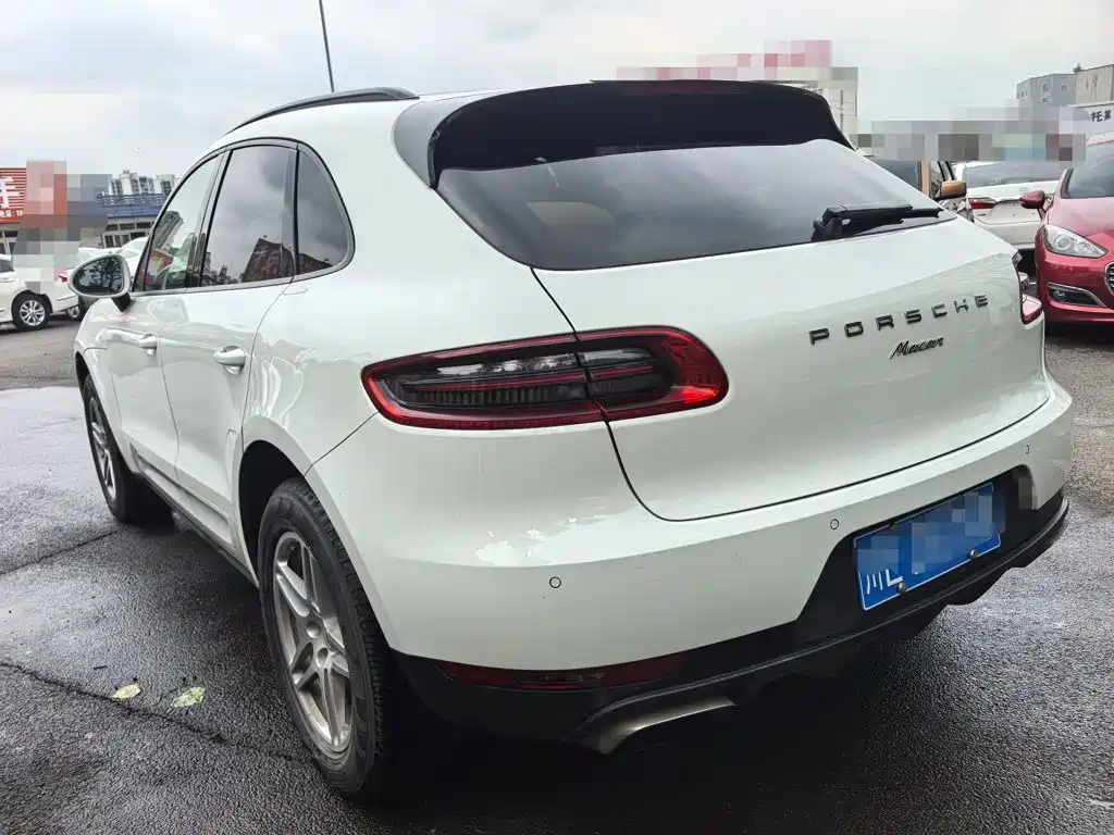 Фото 8 - Porsche Macan