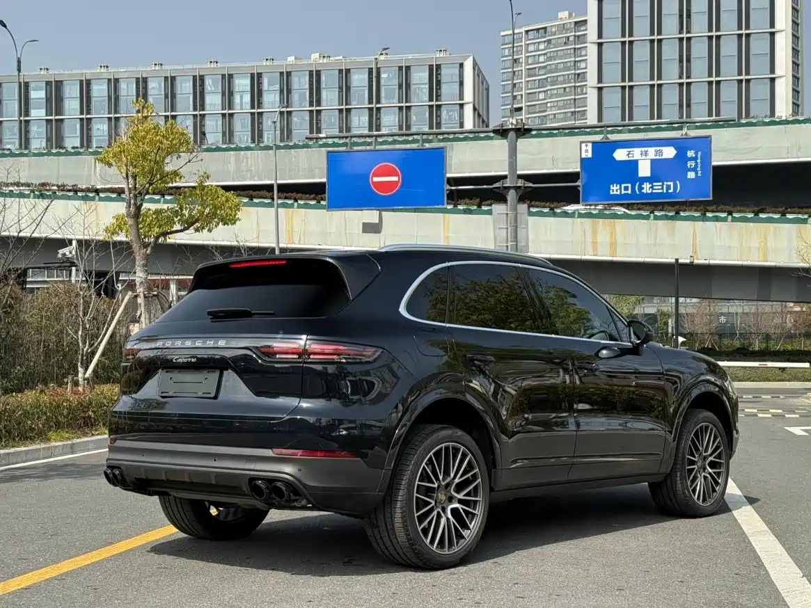 Porsche Cayenne 2019 Cayenne 3.0T фото 6