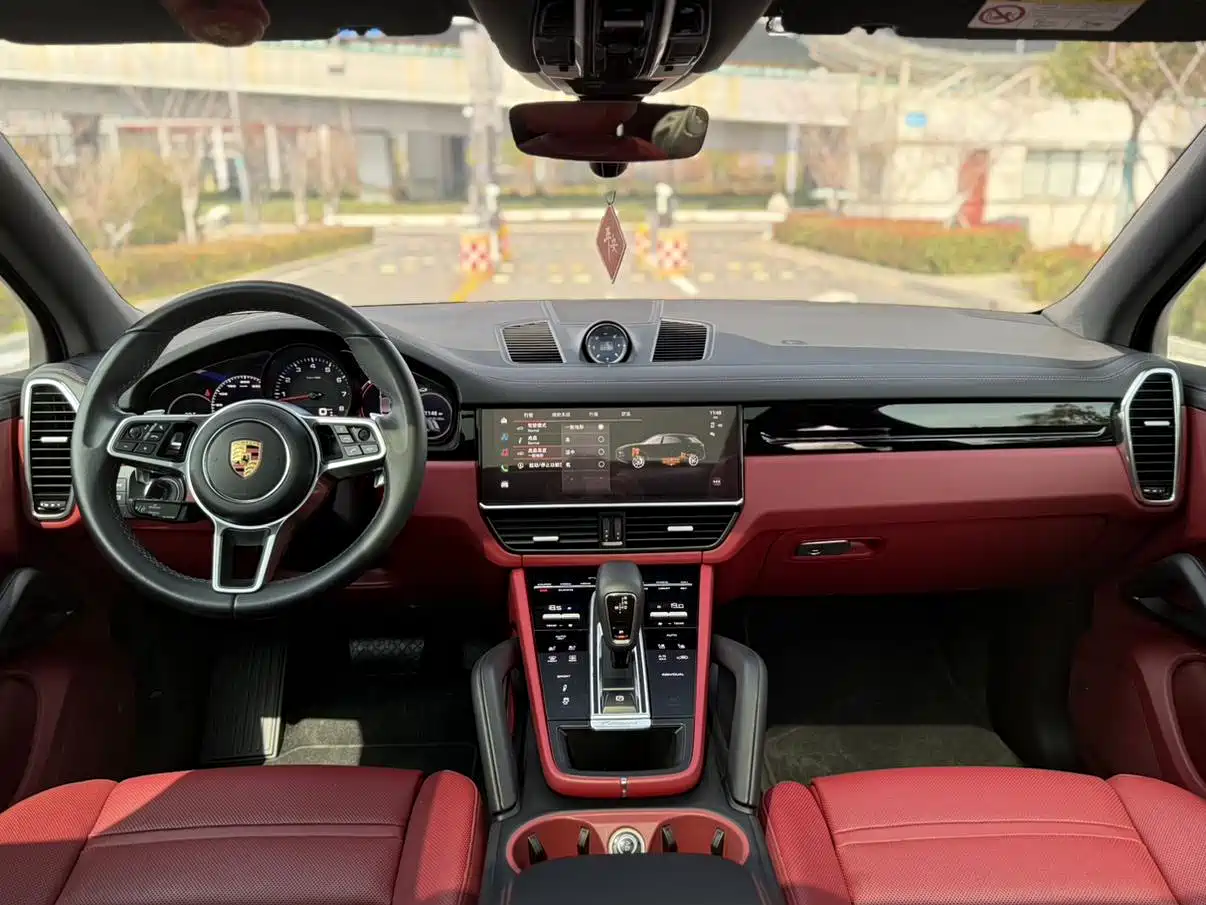 Porsche Cayenne 2019 Cayenne 3.0T фото 16