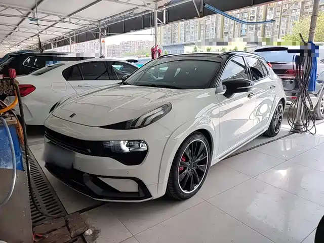  Lynk & Co Lynk & Co 02 Hatchback 2022 2.0TD Pro