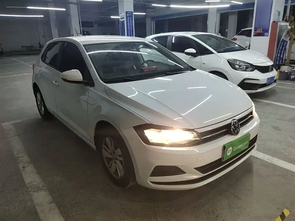 Volkswagen Polo 2023 Facelift Plus 1.5L Auto Joyful Living Edition фото 4