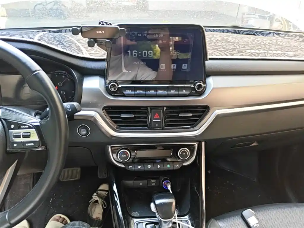 Kia Sportage 2018 2.0L Automatic Smart Luxury (China V) фото 13