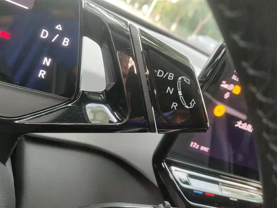 Volkswagen ID.3 2024 Pure Smart Edition фото 16