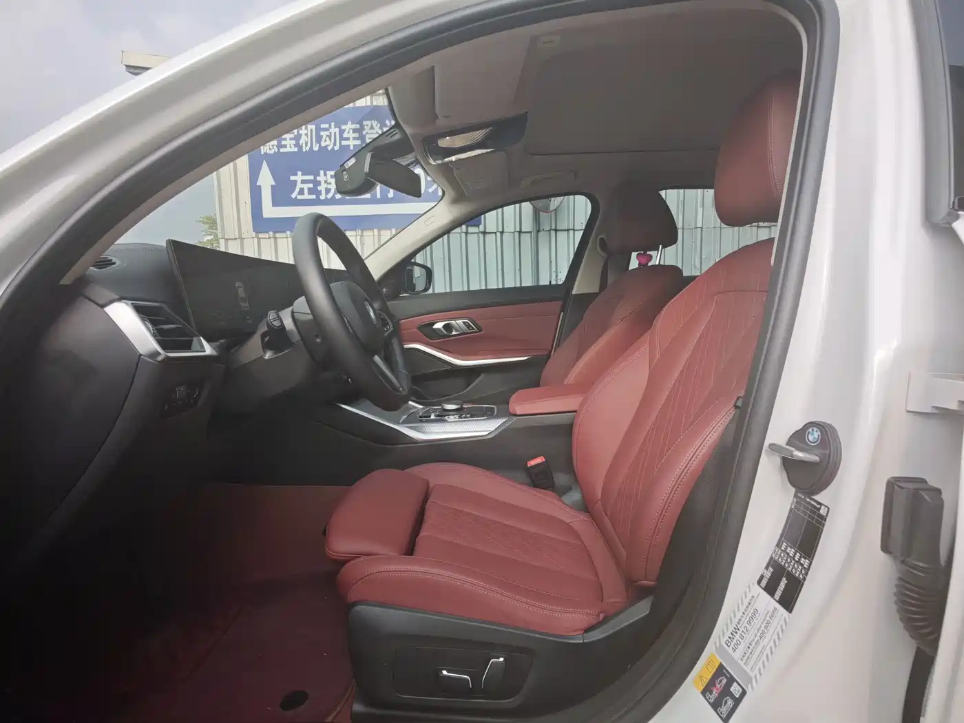 BMW i3 2024 eDrive 40 L Night Sport Package фото 10