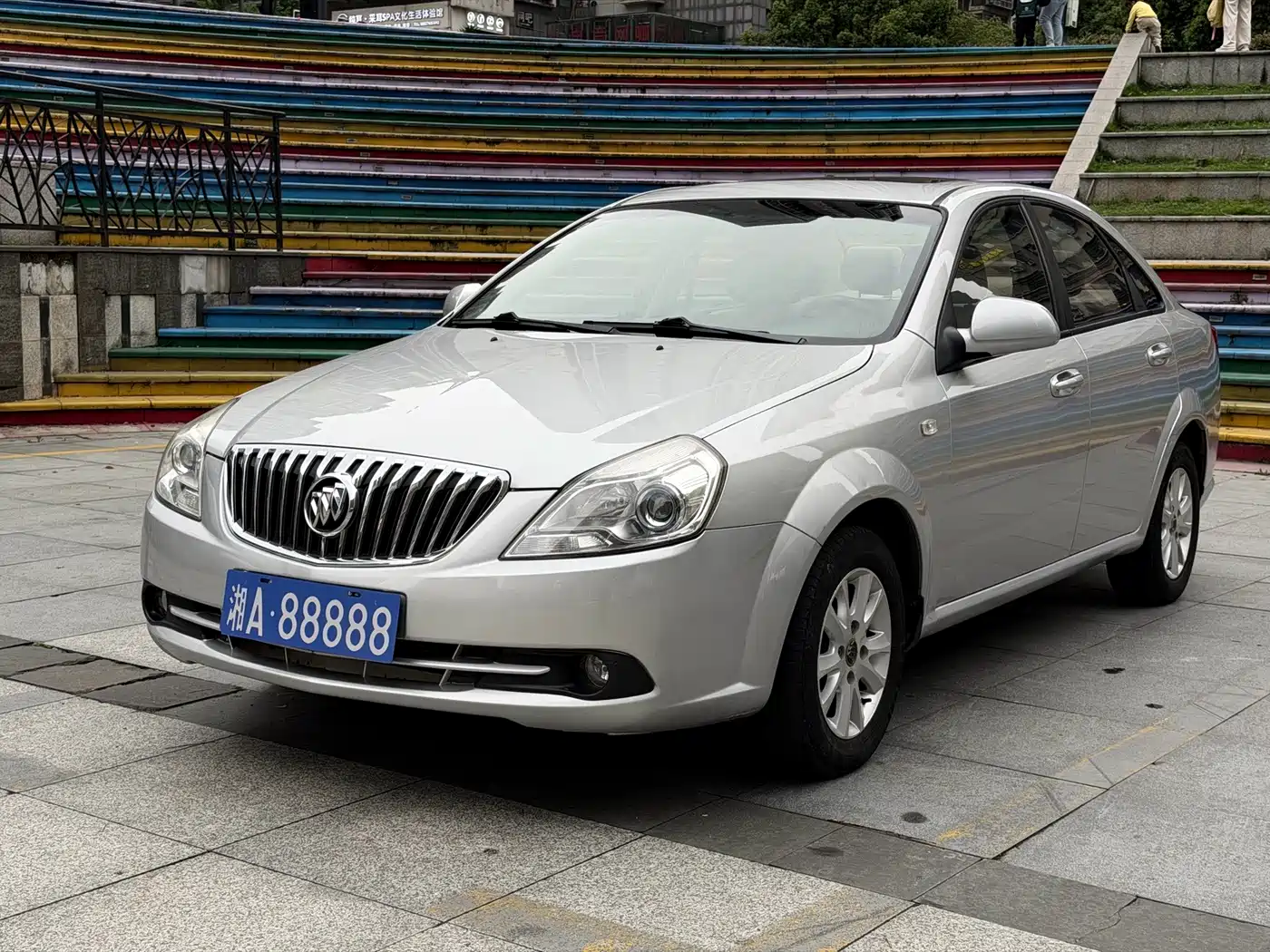 Фото 1 - Buick Excelle