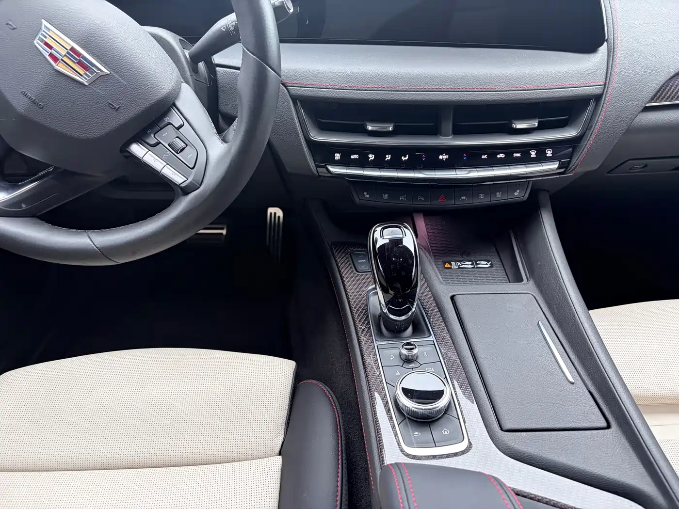Cadillac CT5 2025 2025 Model 28T Track Performance Edition + Peak Track Package