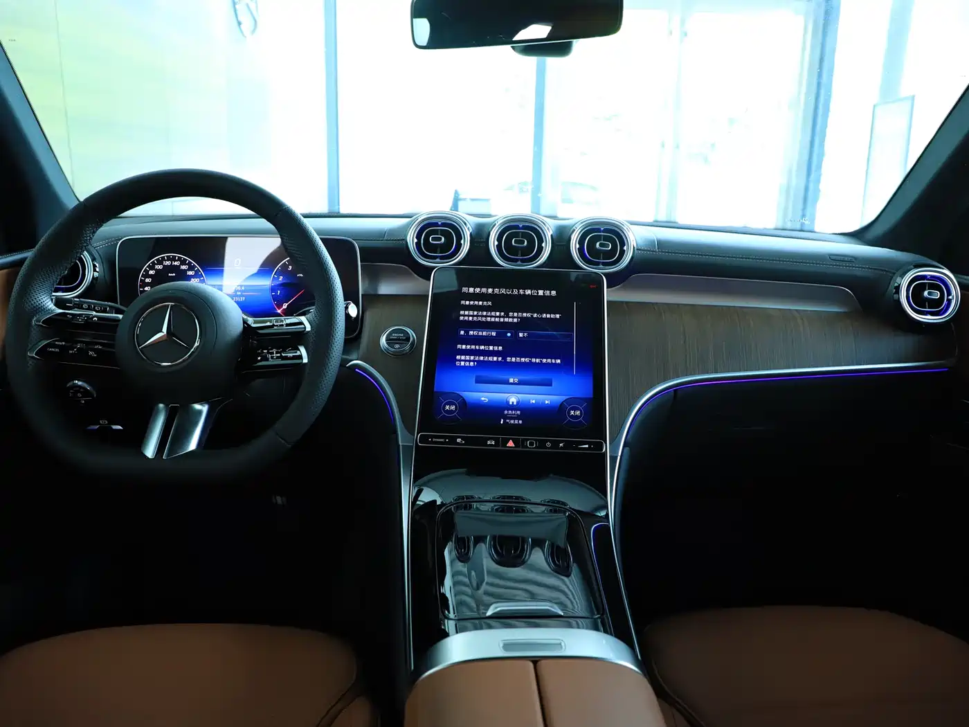 Mercedes-Benz GLC 2024 GLC 300 L 4MATIC Dynamic 5-seater фото 11