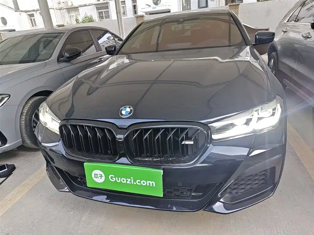 BMW 5 Series 2022 Model Second Facelift 530Li Leading M Sport Package фото 3