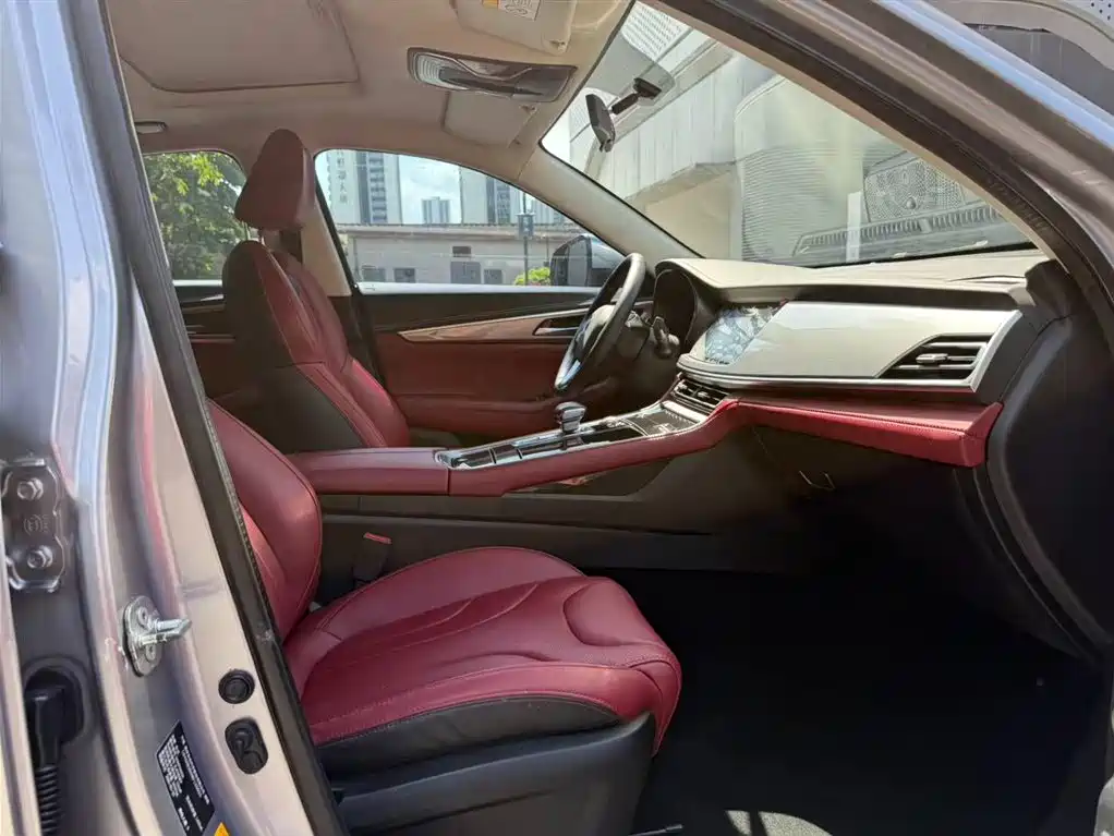 Changan CS85 COUPE 2021 2021 1.5T DCT Luxury