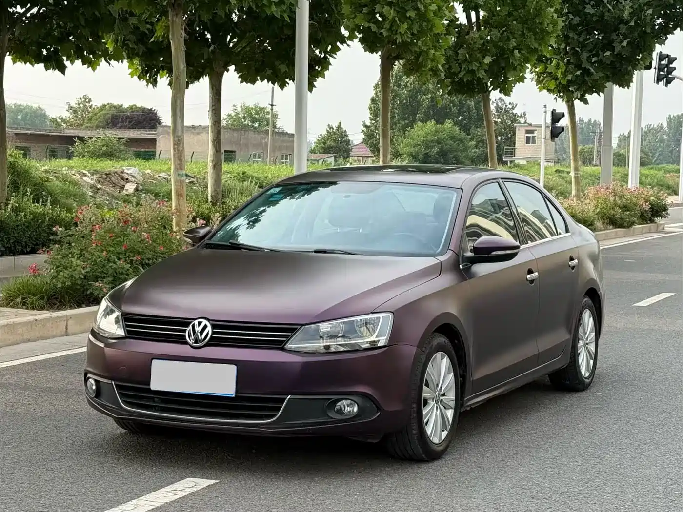 Volkswagen Sagitar 2014 Facelift 1.6L Manual Comfort фото 3