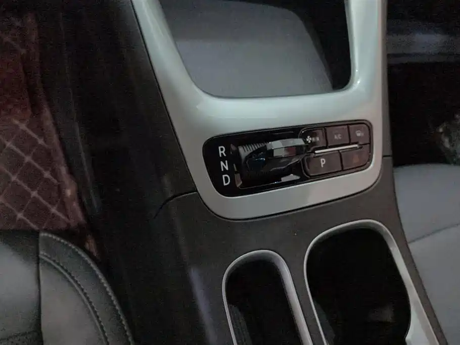 Geely Galaxy Starry Wish 2026 Edition 310km Youth Version фото 16