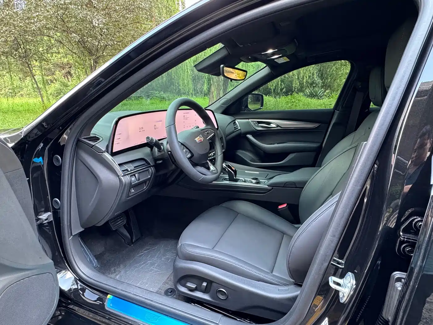 Cadillac CT5 2026 2025 Model 28T Track Performance Edition