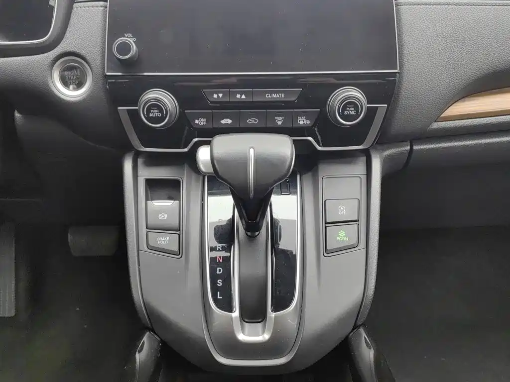 Фото 13 - Honda CR-V