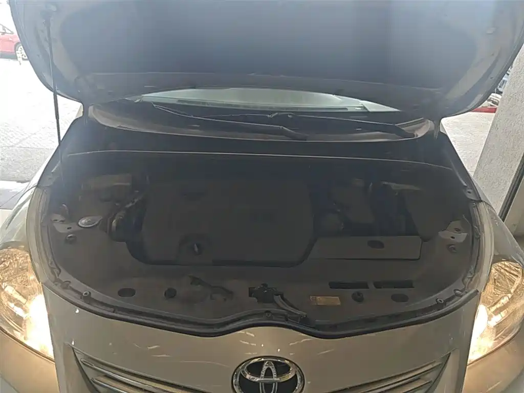 Toyota E'Z 2014 Xingyao 180E CVT Elite фото 20