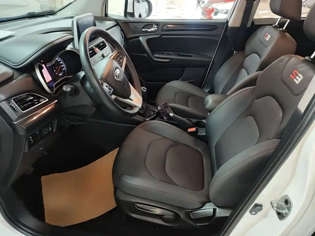 JAC Refine S3 2017 2017 1.5L Manual Luxury Smart