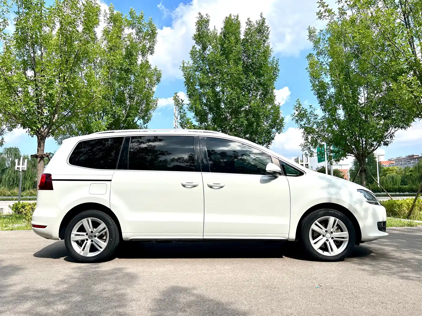 Volkswagen Sharan 2019 2018 Facelift 380TSI Comfort 7-Seater