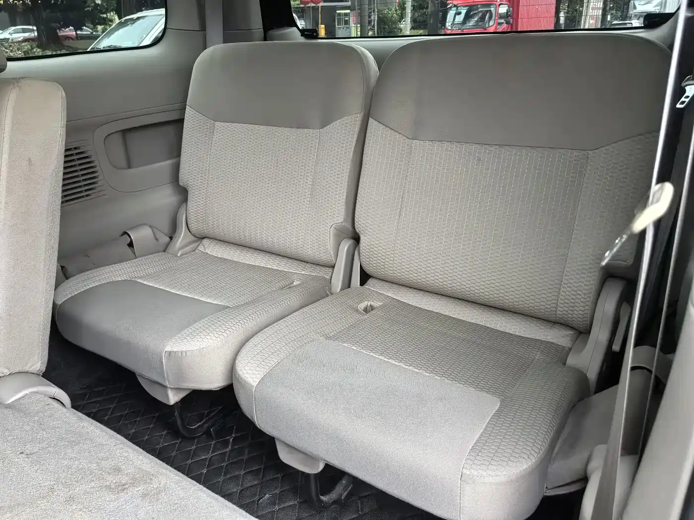 Nissan NV200 2016 2016 Facelift 1.6L CVT Luxury