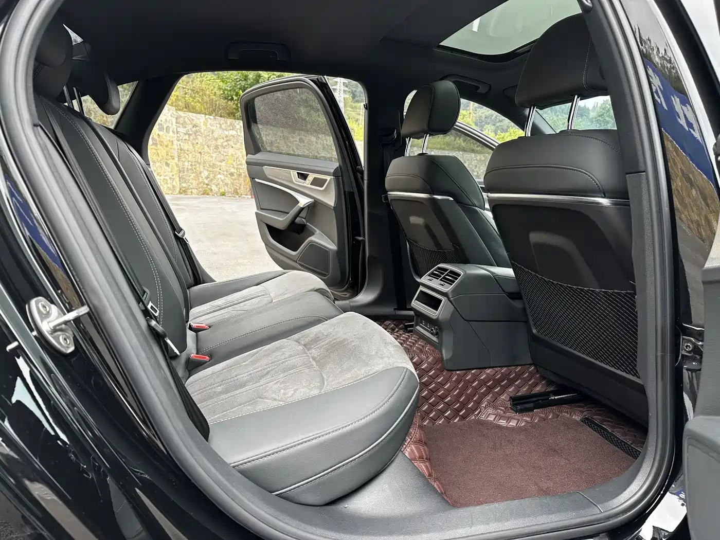 Audi A6L 2023 40 TFSI Luxury Dynamic фото 6