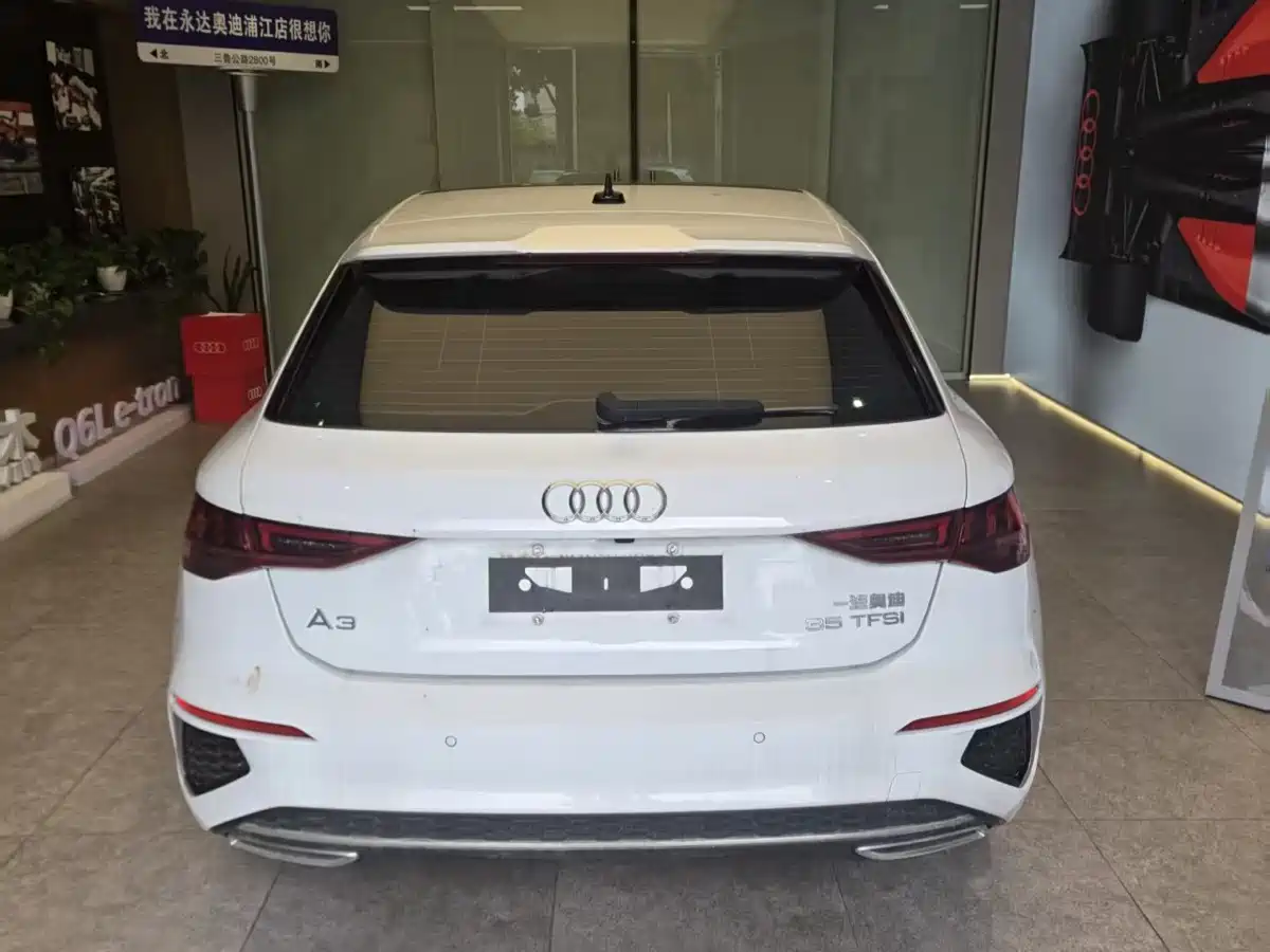 Audi A3 2022 Sportback 35 TFSI Luxury Sport фото 13