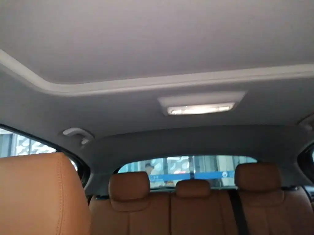 BMW 1 Series (Import) 2015 118i Leading фото 18