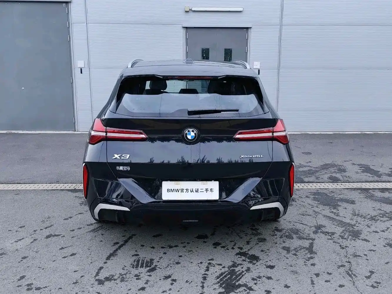 BMW X3 2025 xDrive25L Luxury Package фото 3