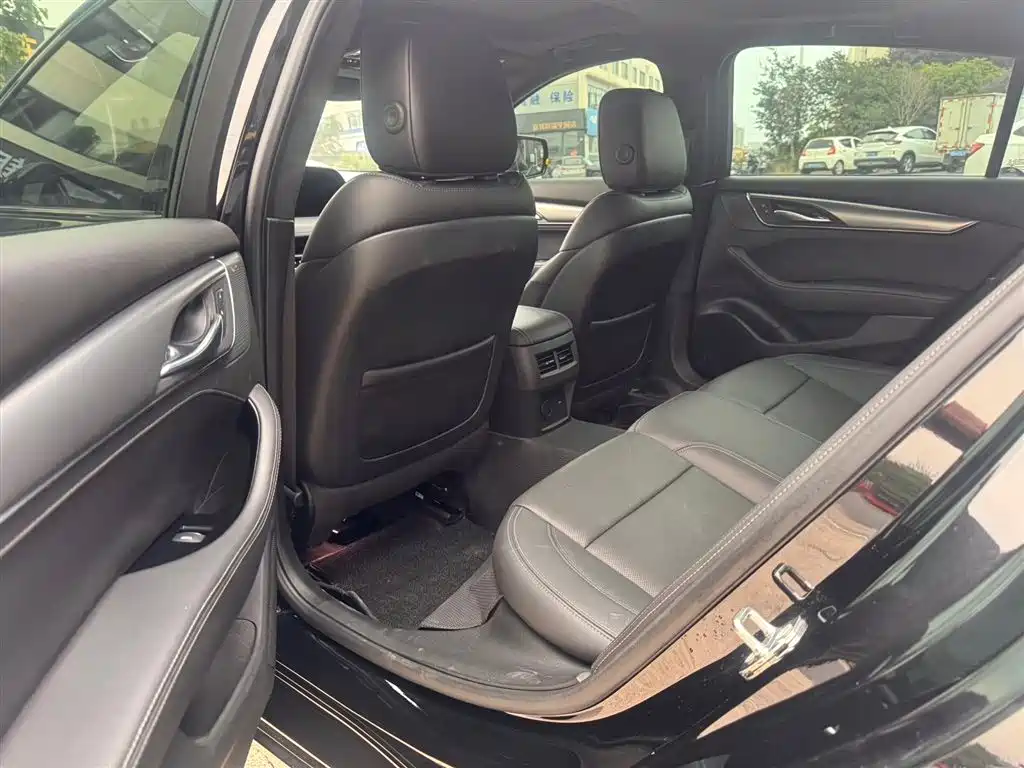 Cadillac CT5 2024 28T Luxury Model Pro фото 5