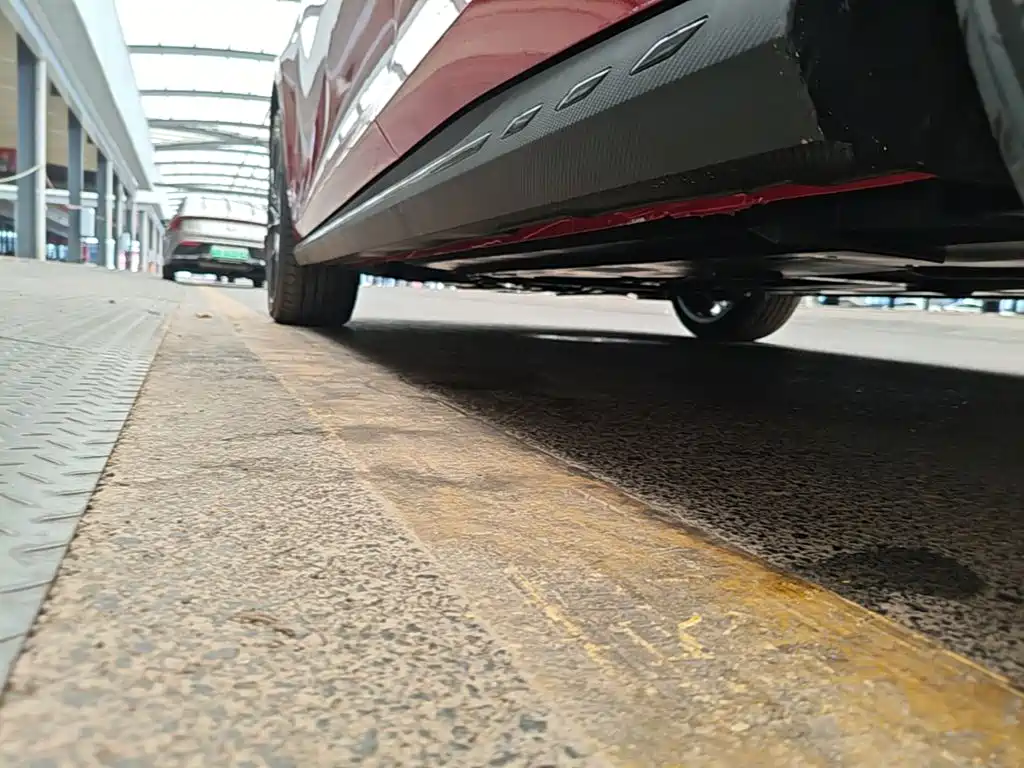 Changan UNI-V 2026 2025 2.0T Sport Version
