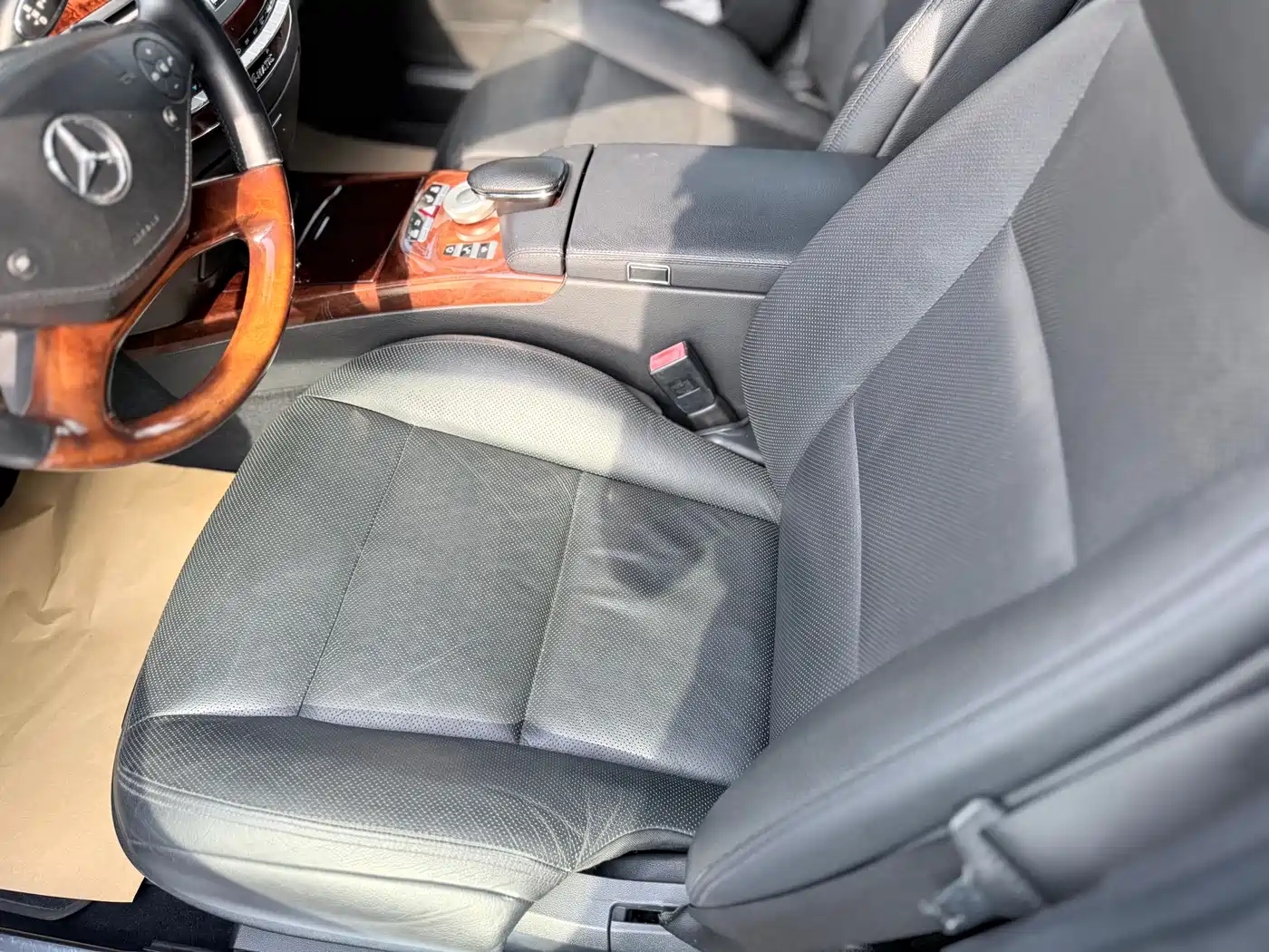 Mercedes-Benz S-Class 2010 S 350 L 4MATIC фото 4