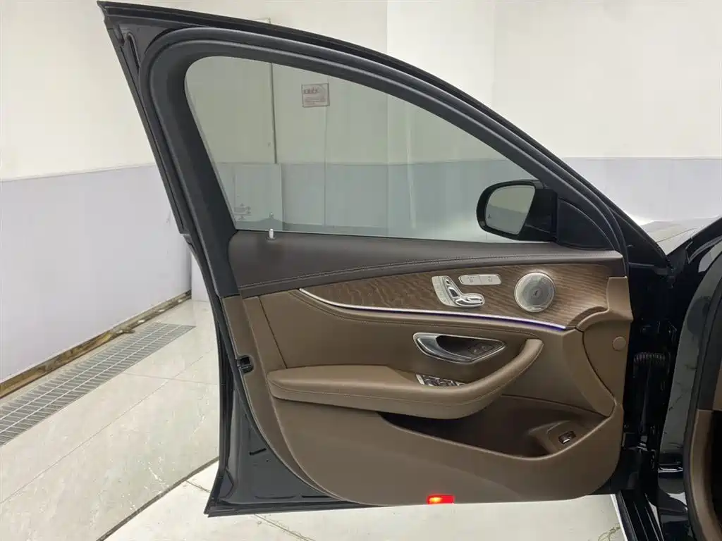 Mercedes-Benz E-Class 2021 Facelift E 300 L Fashion фото 16
