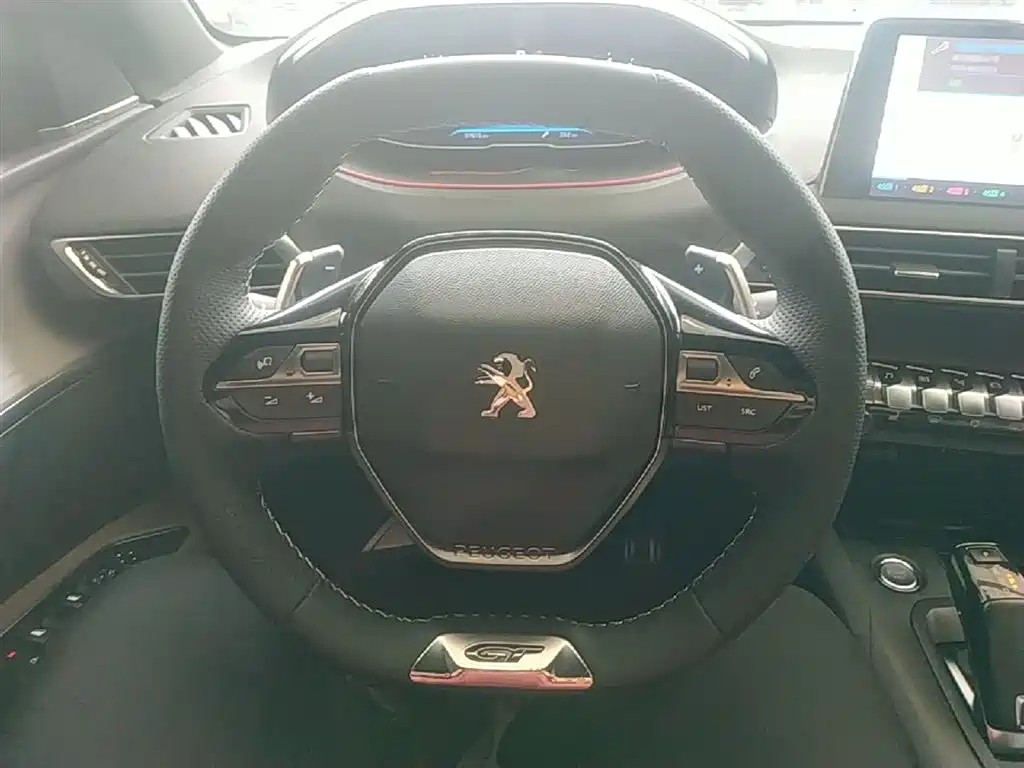 Peugeot 5008 2017 380THP 7-Seater Luxury GT Edition фото 11