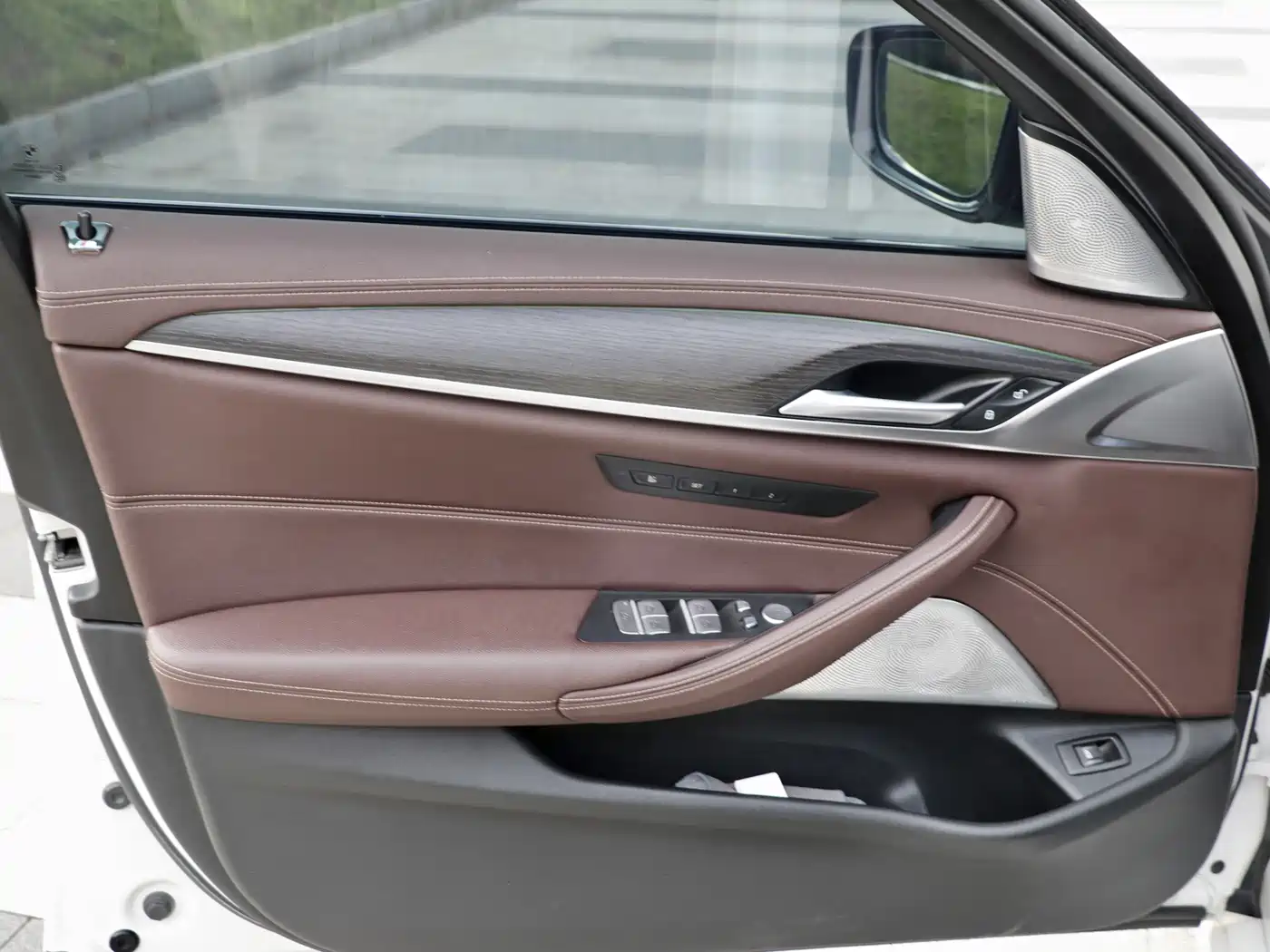 Фото 10 - BMW 5 Series