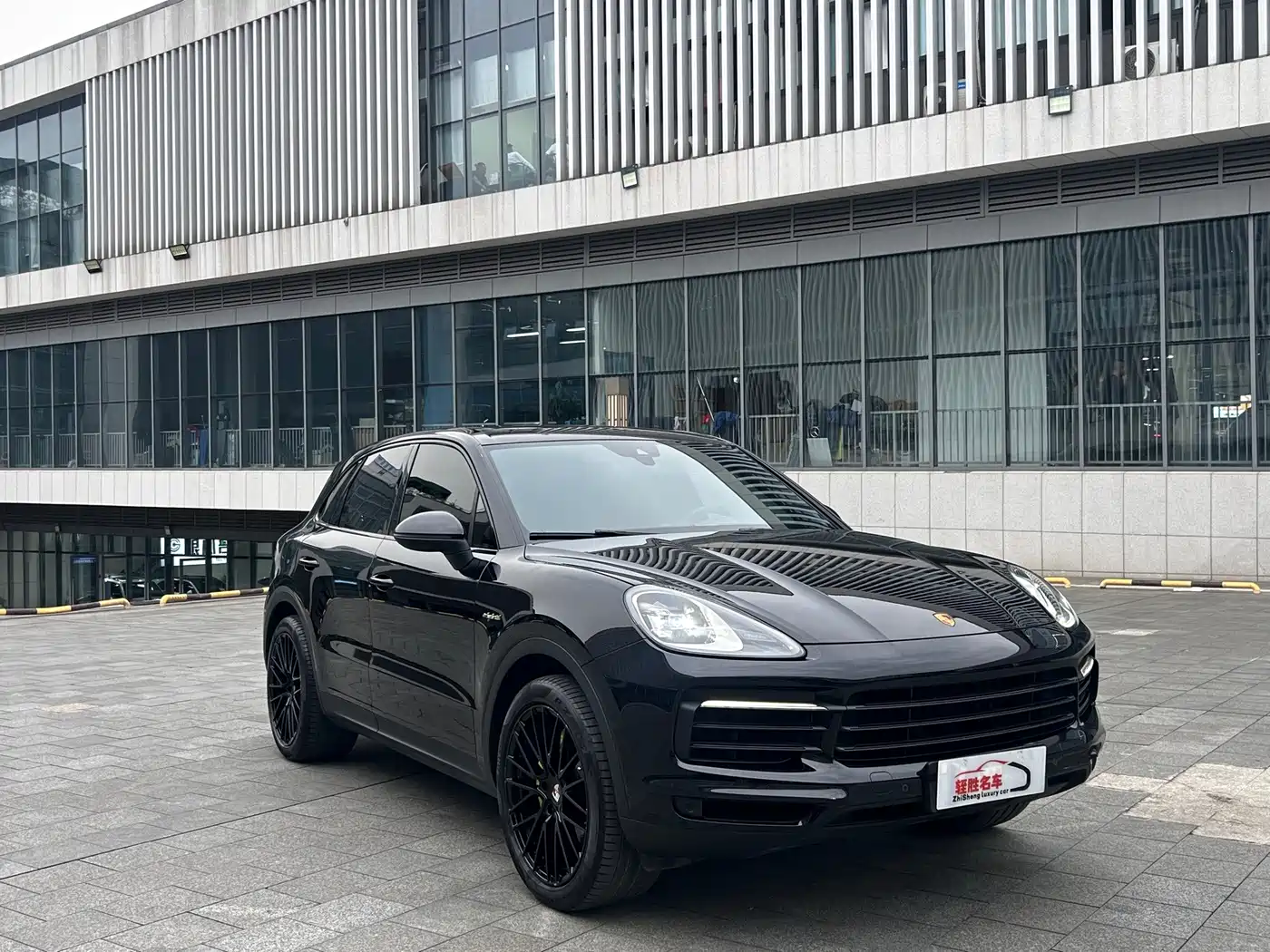 Porsche Cayenne New Energy 2022 2022 Cayenne E-Hybrid 2.0T Platinum Edition