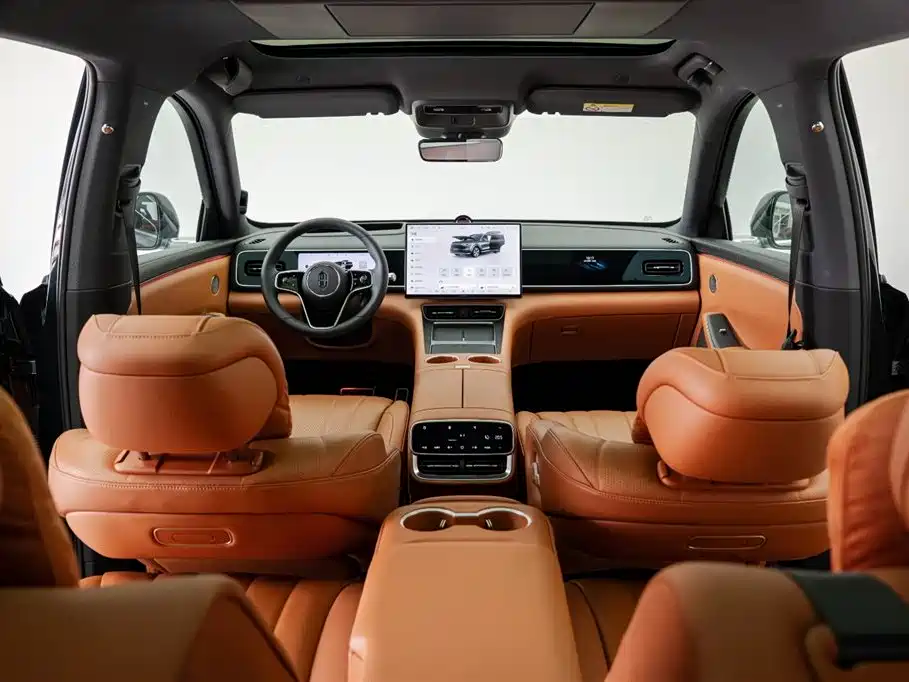 AITO Wenjie AITO M7 2026 Extended Range Ultra AWD 5-Seater фото 20